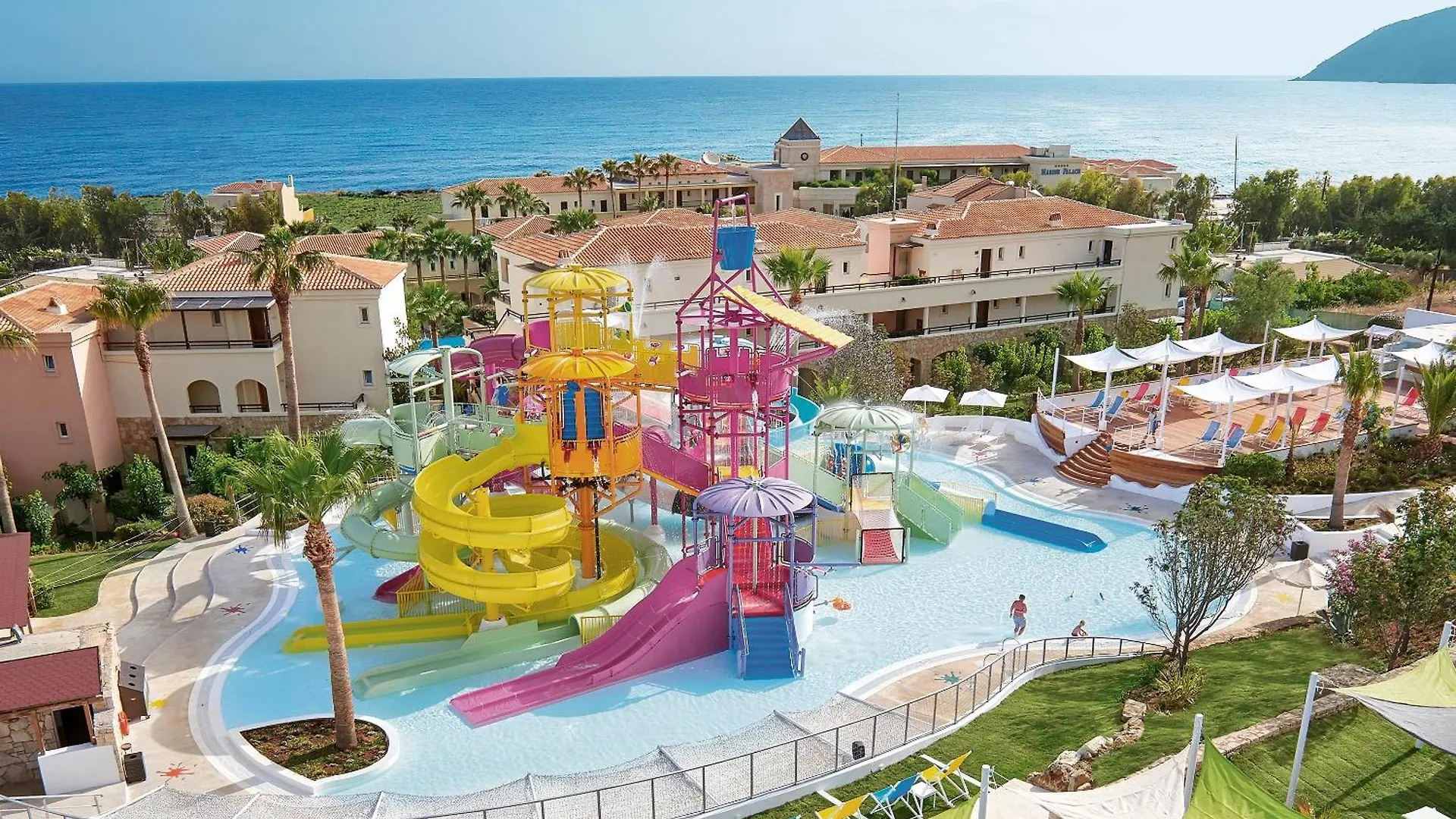 **** מלון העיירה רתימנו Grecotel Marine Palace & Aqua Park יוון