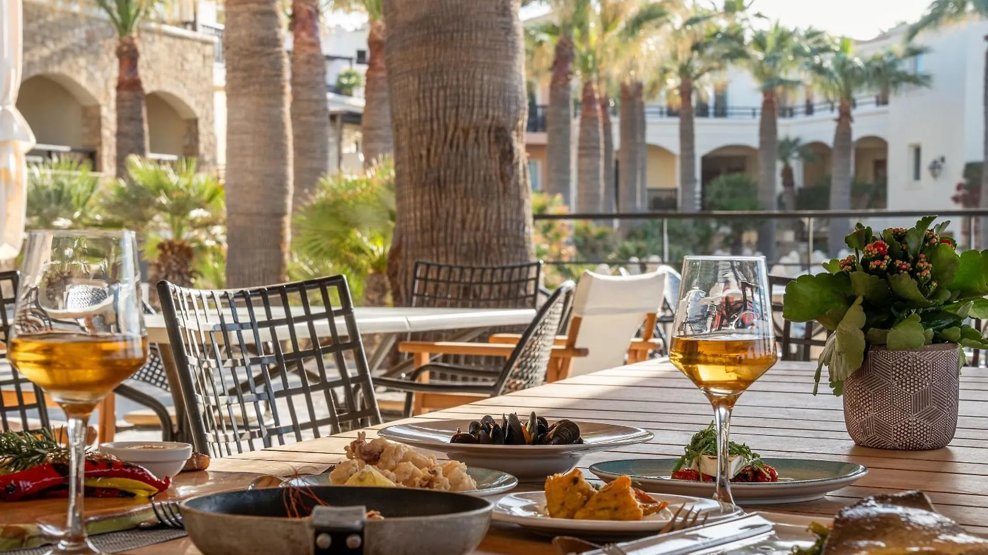 מלון העיירה רתימנו Grecotel Marine Palace & Aqua Park